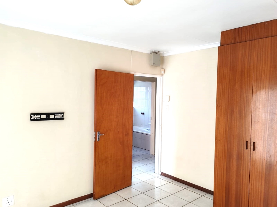 2 Bedroom Property for Sale in Scheepershoogte Eastern Cape